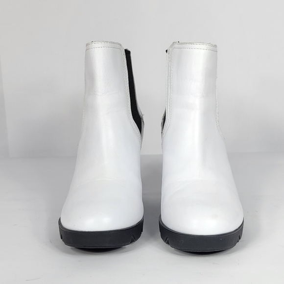 Sorel White and Black Wedge Ankle Boots #737 Size 7 - Picture 4 of 11